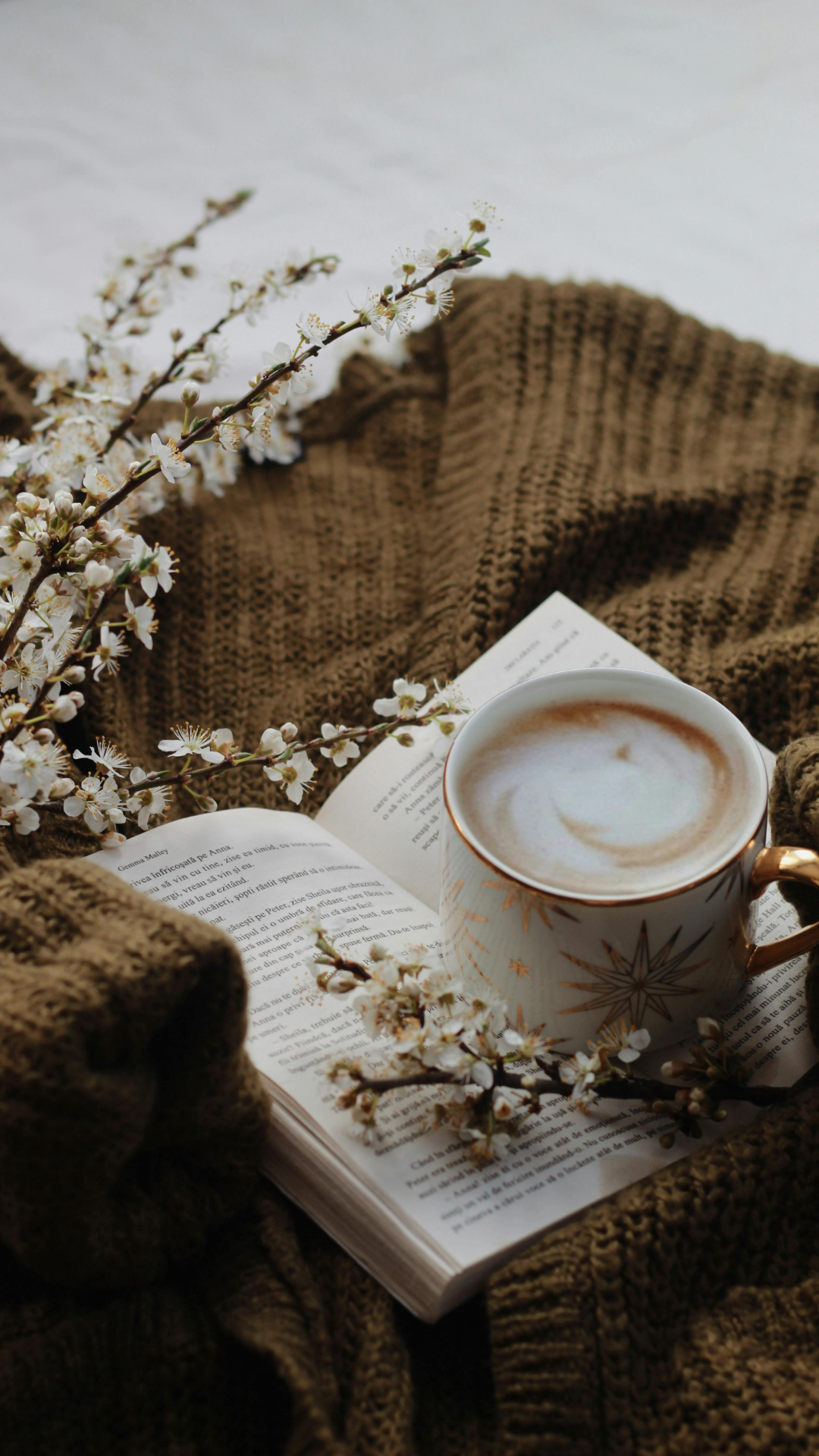 Wallpaper Poster Kreatif Kopi Krim Coklat