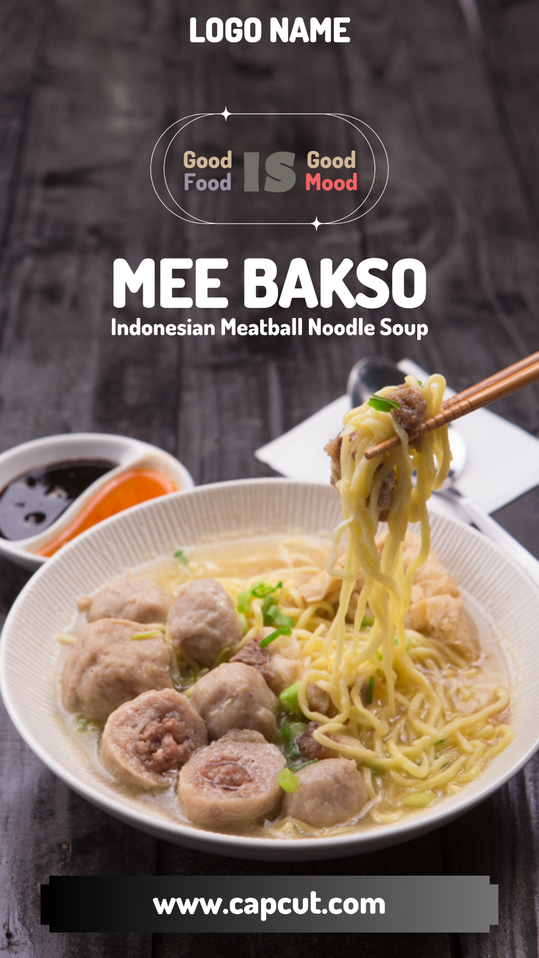 Tampilan Sup Mie Bakso Indonesia Untuk Postingan Instagram