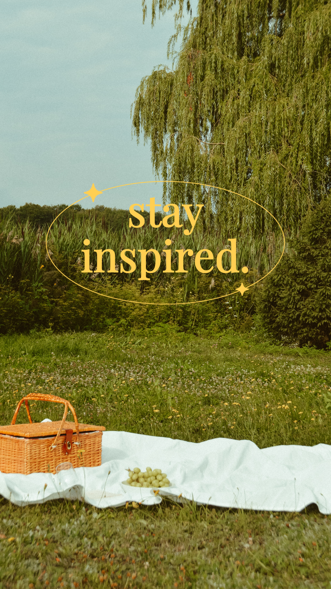 Wallpaper-Creative-Yellow